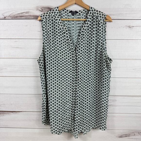 NYDJ Women's Sleeveless Button Down Blouse V Neck Size XL - Picture 1 of 6